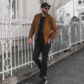 Comment porter un blouson aviateur marron