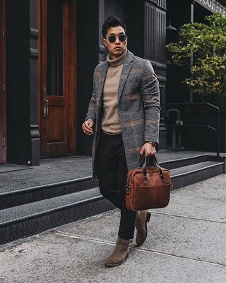 Comment porter une serviette marron pour un style chic decontractés quand il fait froid