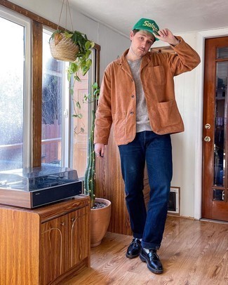 Comment porter une veste en coton marron au printemps