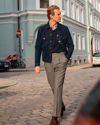 Comment porter un pantalon de costume marron