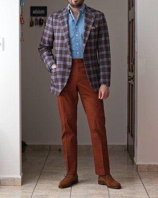 Comment porter un pantalon de costume marron