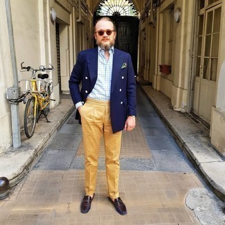 Comment porter des mocassins marron pour un style elégantes