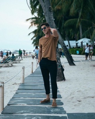 Comment porter des espadrilles marron