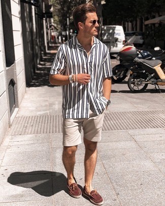 Comment porter des espadrilles marron à 30 ans