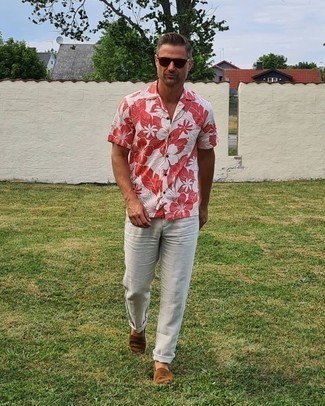 Comment porter des espadrilles marron après 40 ans