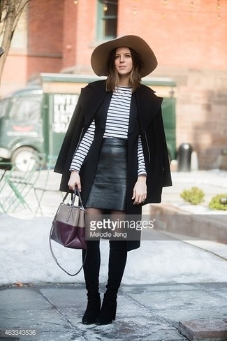 Comment porter un chapeau marron pour un style chic decontractés