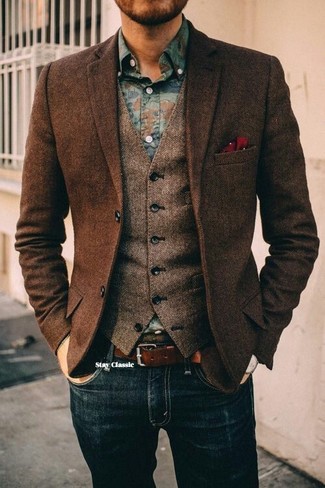 Comment porter un manteau à chevrons marron