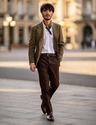 Comment porter une veste à chevrons marron au printemps