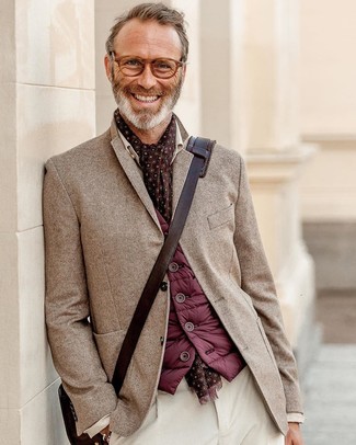 Comment porter une veste à chevrons marron au printemps