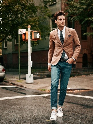 Comment porter une veste marron pour homme
