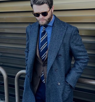 Comment porter une veste marron pour un style elégantes quand il fait frais