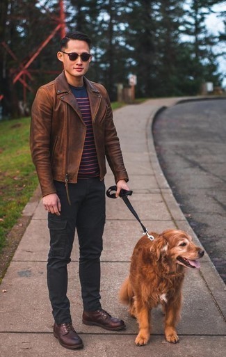 Comment porter une veste marron pour un style decontractés quand il fait frais