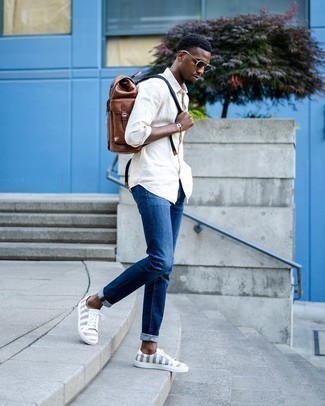 Comment porter une casquette de base-ball en cuir marron