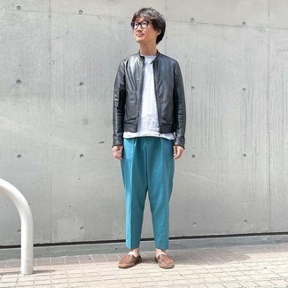 Comment porter des espadrilles en cuir marron quand il fait chaud