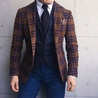 Comment porter une veste écossaise marron quand il fait chaud