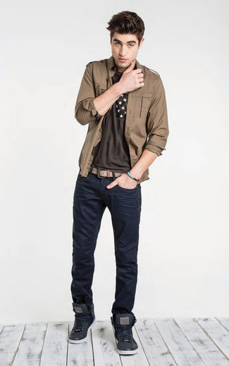 Comment porter une veste-chemise marron