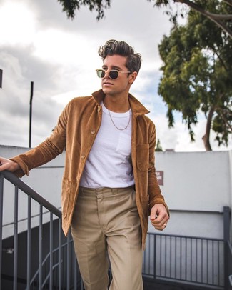 Comment porter une veste-chemise marron