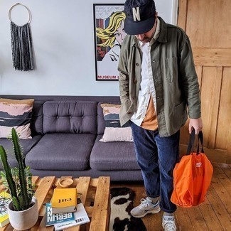 Comment porter des chaussettes marron pour un style decontractés en automne