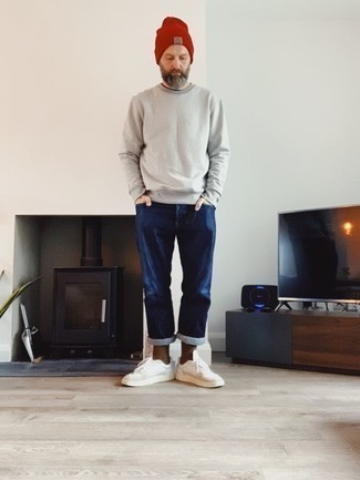 Comment porter des chaussettes marron pour un style decontractés au printemps