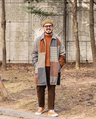 Comment porter des chaussettes marron pour un style chic decontractés quand il fait froid