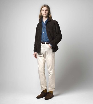 Comment porter des chaussettes marron à l'adolescence