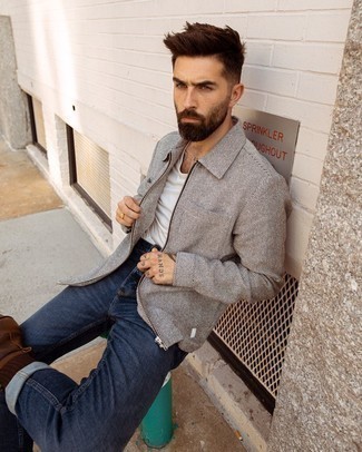 Comment porter des chaussettes marron pour un style decontractés quand il fait frais