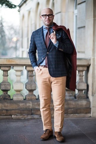 Comment porter des chaussures brogues en daim marron quand il fait froid