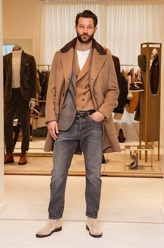 Comment porter une veste en laine marron pour un style chic decontractés quand il fait froid