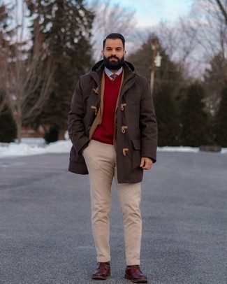 Comment porter une veste en laine marron pour un style chic decontractés quand il fait froid