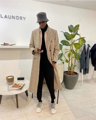 Comment porter un bob pour un style chic decontractés quand il fait froid à 20 ans