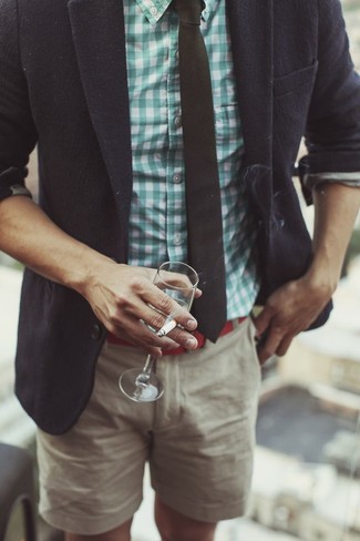 Comment porter une ceinture en cuir bordeaux