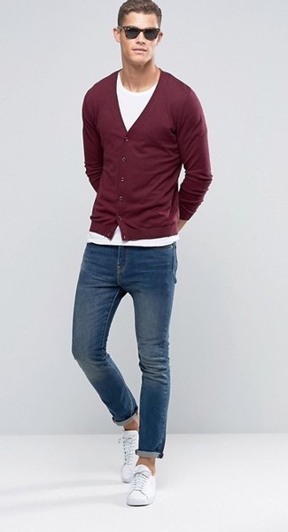 Comment porter un pull bordeaux pour un style decontractés