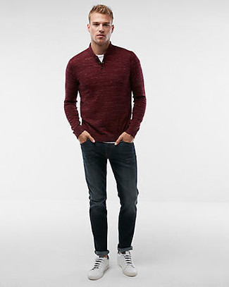 Comment porter un pull bordeaux pour un style decontractés
