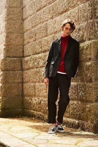 Comment porter un pull bordeaux
