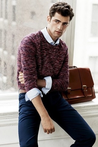 Comment porter un pull bordeaux