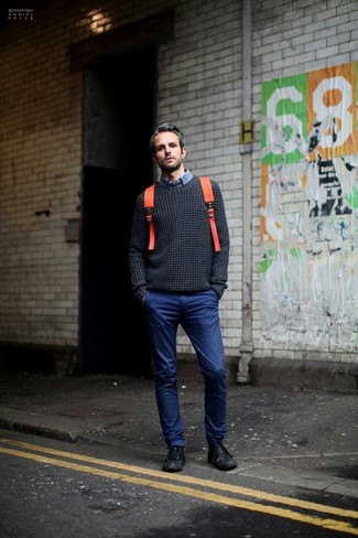 Comment porter un pull torsadé avec un pantalon chino