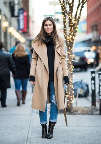 Comment porter un pull torsadé avec un jean