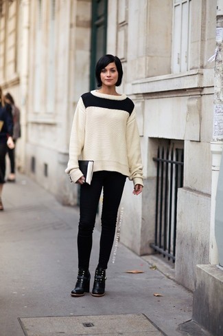 Comment porter un pull torsadé avec un jean