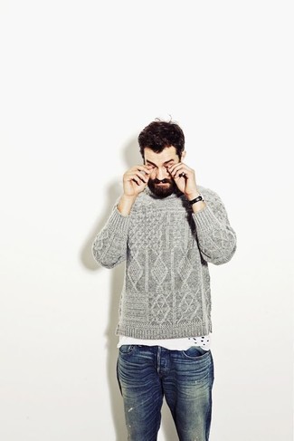Comment porter un pull torsadé