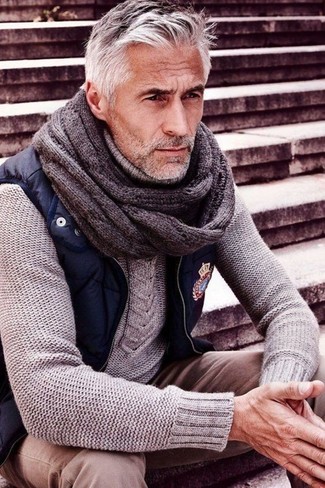 Comment porter un pull torsadé pour un style chic decontractés en automne