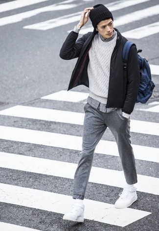 Comment porter un pull torsadé pour un style decontractés quand il fait frais