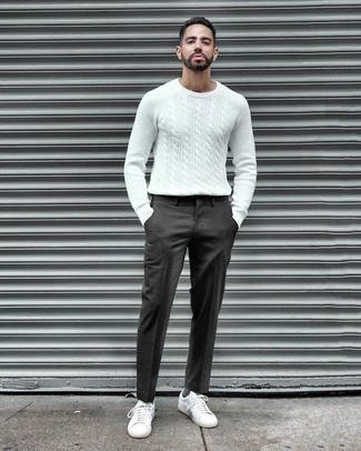 Comment porter un pull torsadé