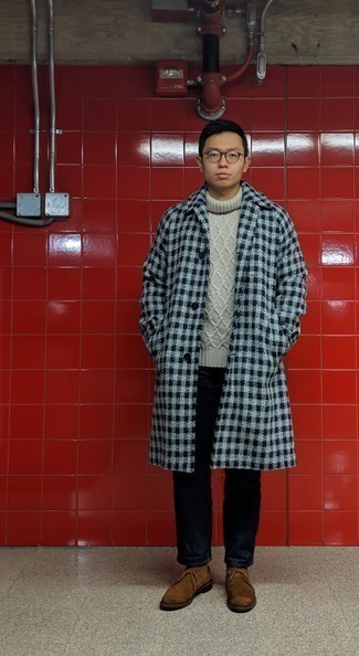 Comment porter un pull torsadé