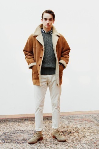 Comment porter un pull torsadé pour un style chic decontractés à l'adolescence