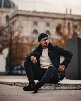 Comment porter un pull torsadé pour un style chic decontractés quand il fait froid