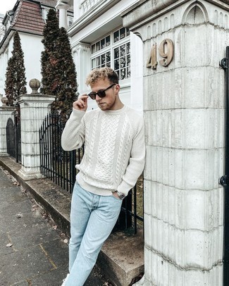 Comment porter un pull torsadé
