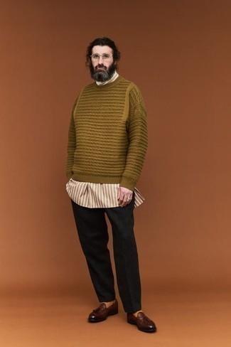 Comment porter un pull torsadé