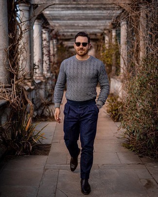 Comment porter un pull torsadé