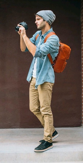 Comment porter une chemise en chambray quand il fait chaud