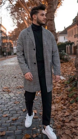 Comment porter un pardessus écossais gris foncé